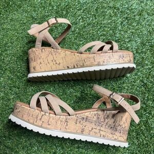 Tan and cream platform‎ wedges #festivalvibes